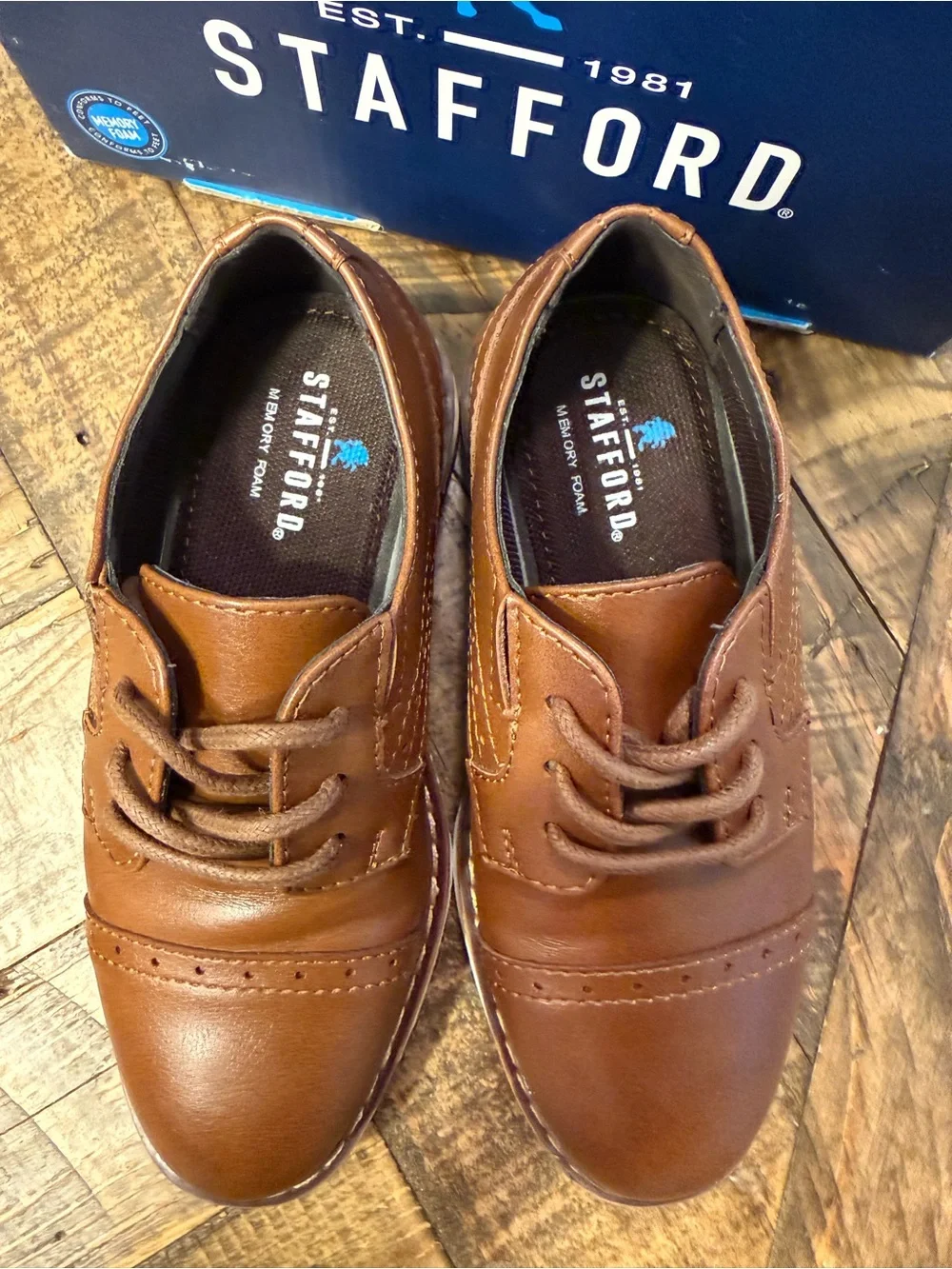 Stafford Lil Cooper Boys Brown Cap Toe Oxford Dress Shoes Size 9M With Box